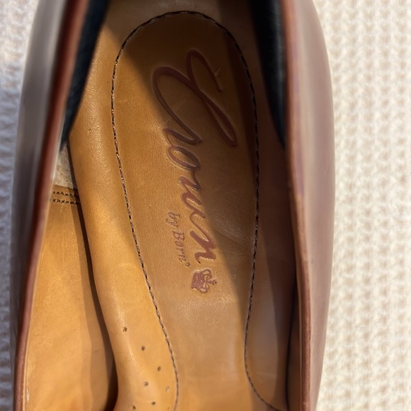 Brown pumps, size 9M, 3 in heel - Picture 7 of 9